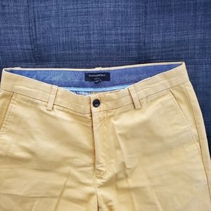 Banana Republic mustard yellow chinos-Aiden Fit